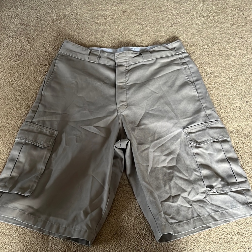 Dickies loose shorts